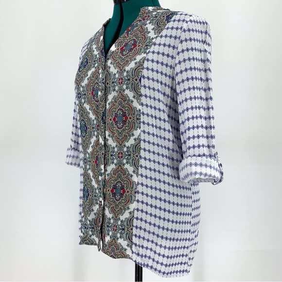 Kori Paisley Accent Boho Rolled Sleeve Button Down V-Neck Blouse, Medium - Picture 4 of 16
